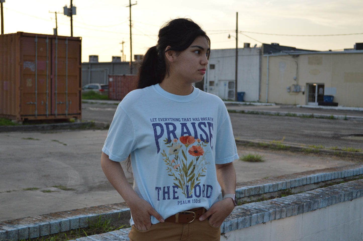 Praise the Lord Tee