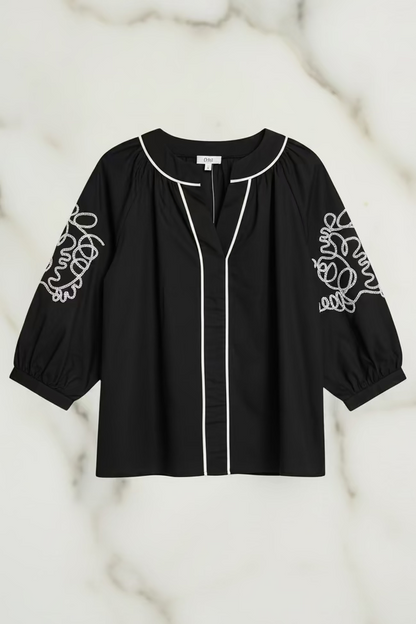 Black & Ivory Elegant Blouse