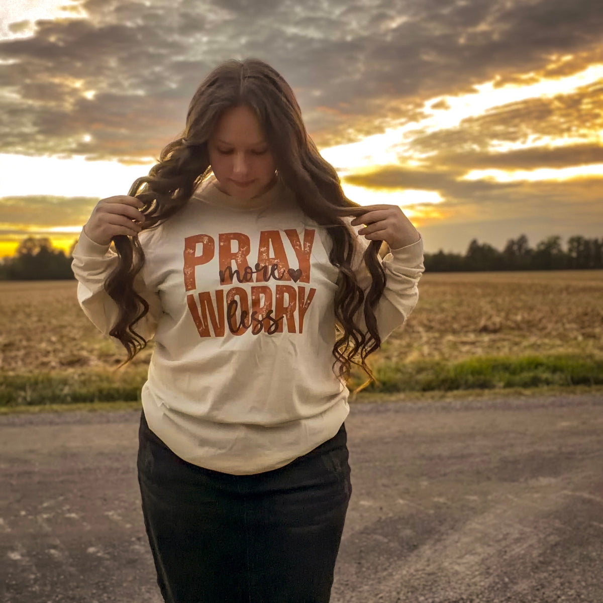 PRAY MORE, WORRY LESS | Autumn Long Sleeve Tee 🍂🤎